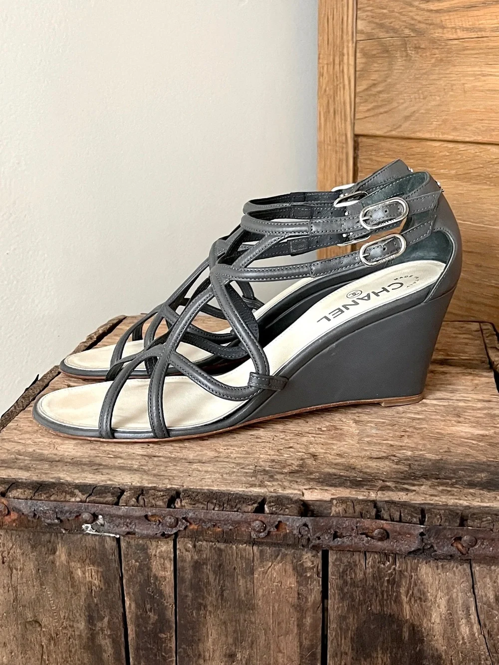 Chanel Grey Leather Strappy Cage Wedge Sandals Heels Shoes 40.5
